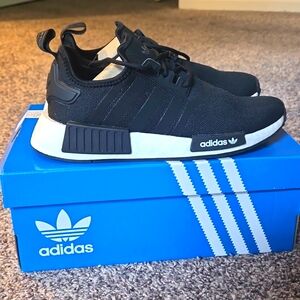 LIKE NEW Adidas NMD_R1 PrimeBlue Sneakers